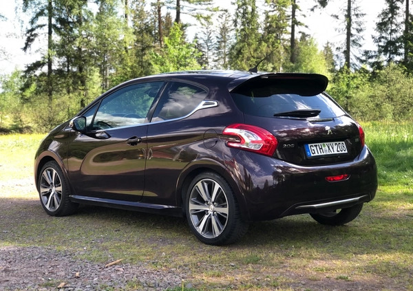 Peugeot 208 cena 27000 przebieg: 111800, rok produkcji 2012 z Mieroszów małe 37